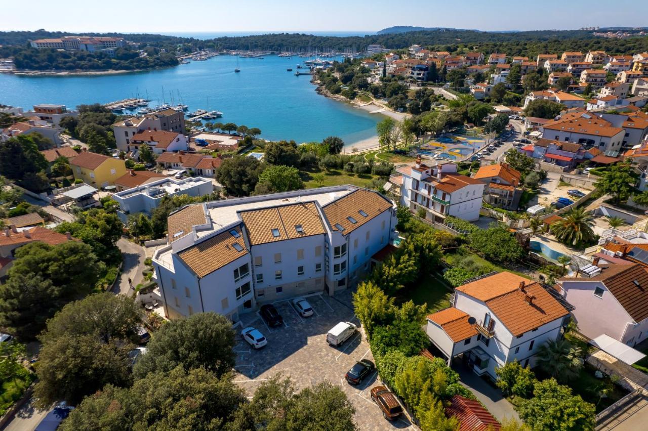 Apartment Val Pjescana Uvala Exteriör bild